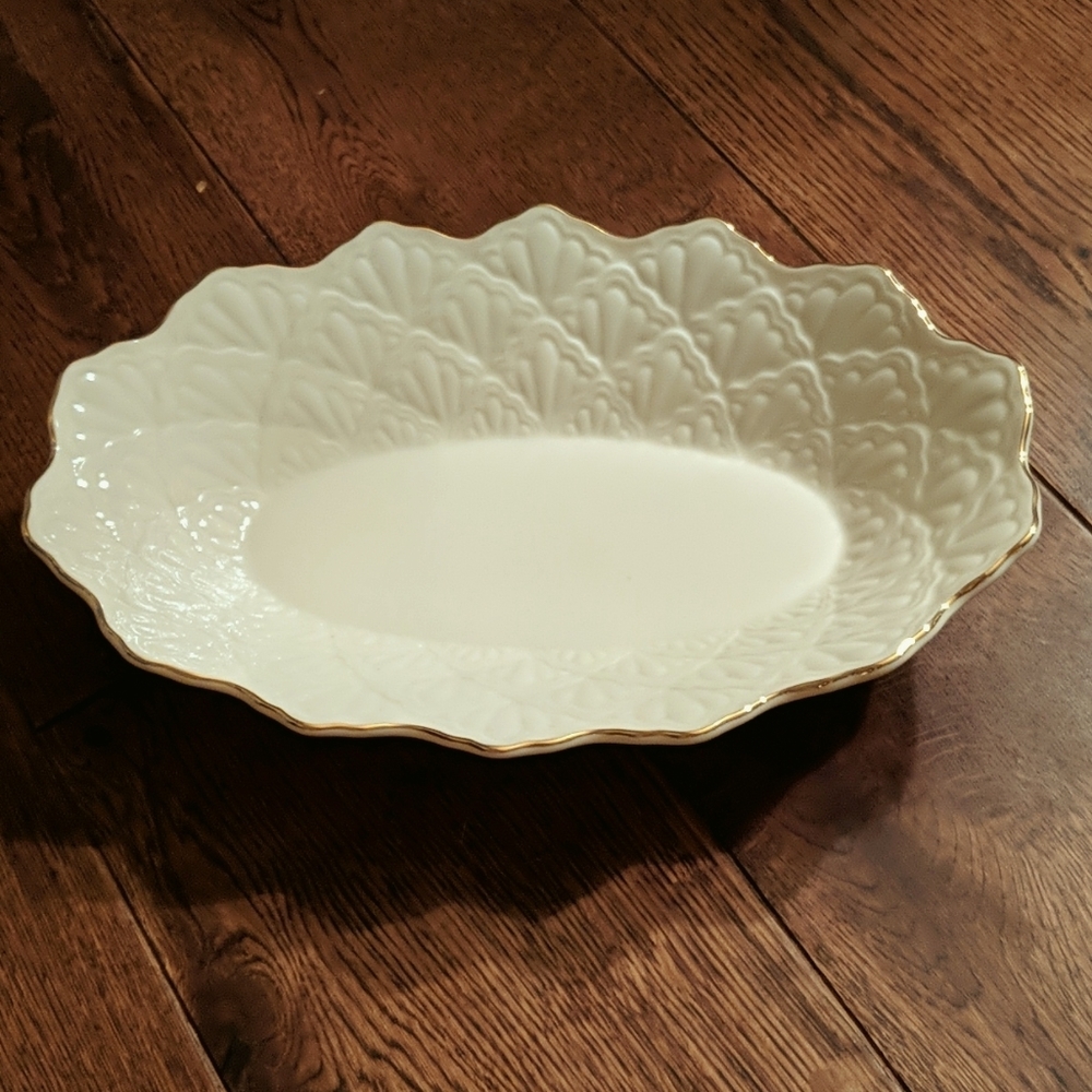 Lenox oval bowl / candy dish